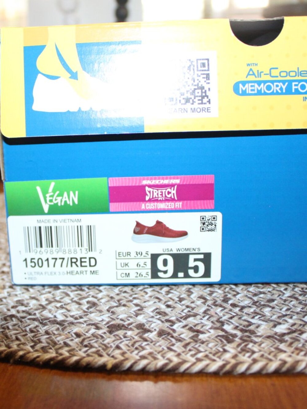 NWT Skechers Ultra Flex "Heart Me" slip ins women's size 9 1/2 DARLING!! - Picture 3 of 12